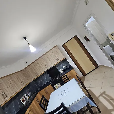 Petrit 2 * Sarande