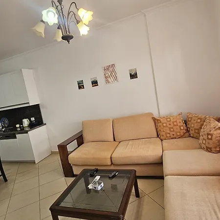 Petrit 2 Apartment *