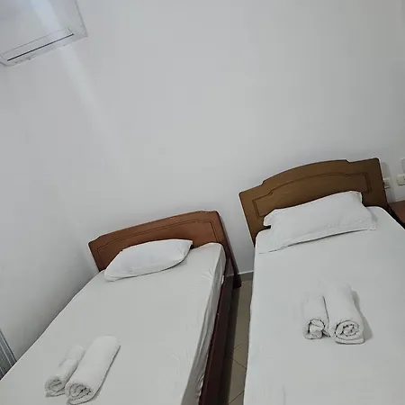 Petrit 2 Apartment Sarande