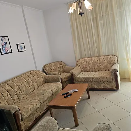 Petrit 2 Apartment *