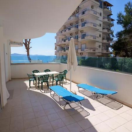 Petrit 2 Apartment