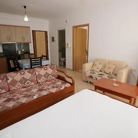 Petrit 2 Apartment Sarande