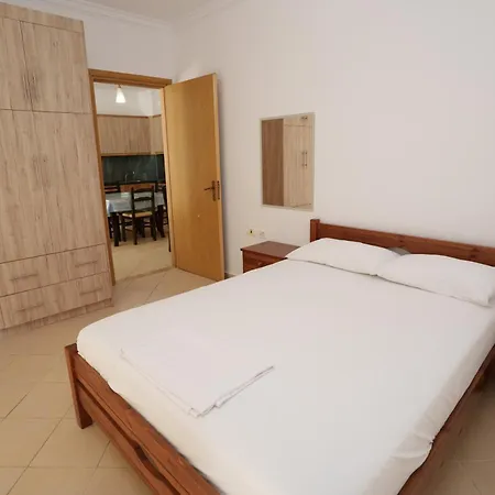 Petrit 2 Sarandë