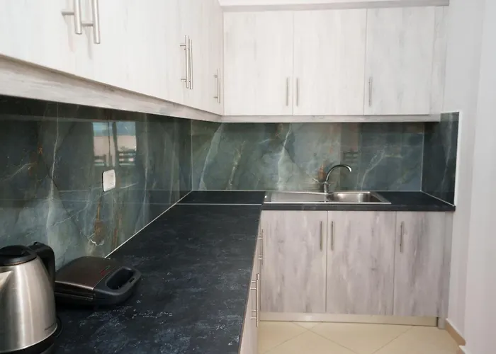 Petrit 2 Apartament *