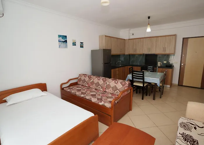 Apartament Petrit 2 *